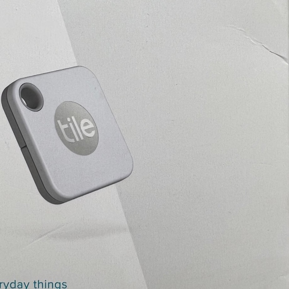 Brand new! White Tile Mate